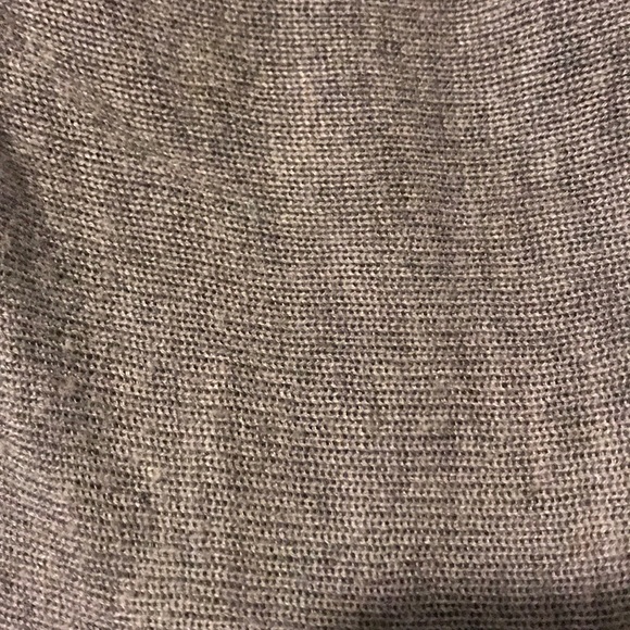 White House Black Market Top - Picture 5 of 5